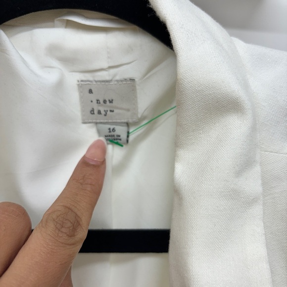 Bali White Oversized Linen Blazer - XL, Lightweight & Breathable - Picture 2 of 3